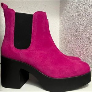 Intentionally Blank Drue Platform Magenta Size 8